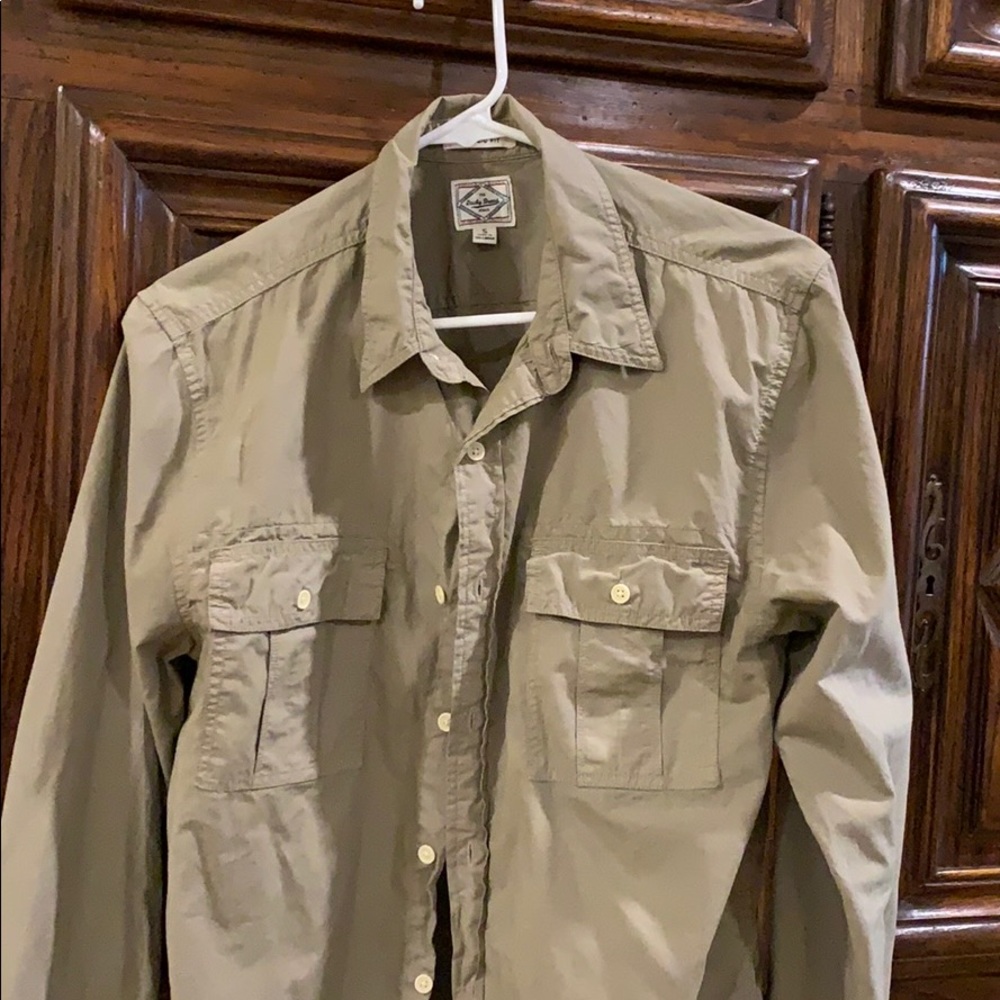 Men’s Lucky Button up